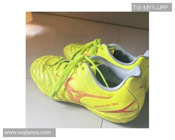 全球顶级球星足球鞋尺码揭秘带你了解他们的脚型与选择